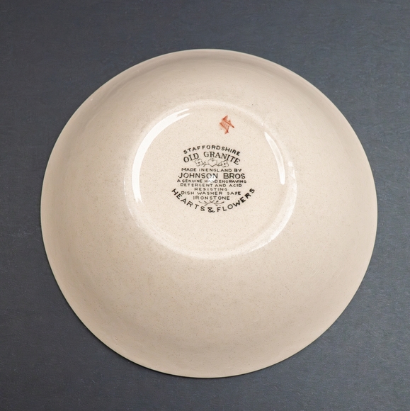 Set of 2 vintage Staffirdshire Old Granite Hearts &Flowers cereal bowls - Picture 3 of 4